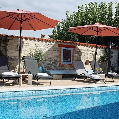 Art House Is A Cozy House With A Private Pool Rovinjsko Selo