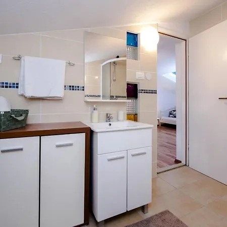 Βίλα Art House Is A Cozy House With A Private Pool Rovinjsko Selo