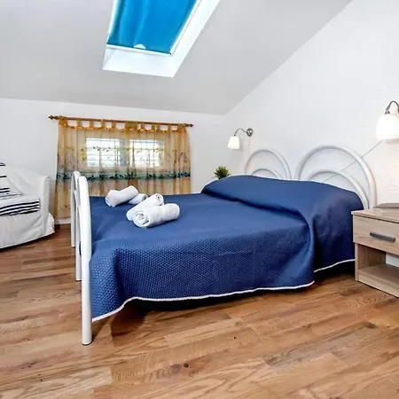 Art House Is A Cozy House With A Private Pool Βίλα Rovinjsko Selo