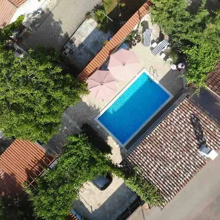 Art House Is A Cozy House With A Private Pool Βίλα