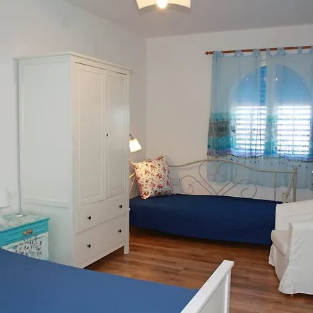 Art House Is A Cozy House With A Private Pool Βίλα *